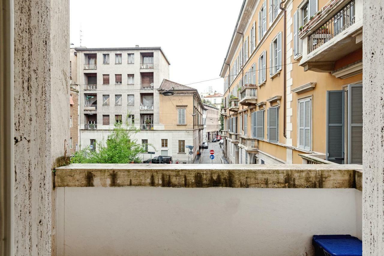 S. Maria Valle Central Roomy Flat Milan Exterior photo